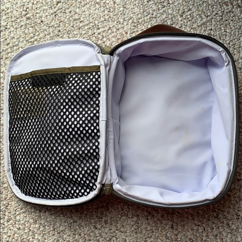 LL Bean Lunchbox - Picture 3 of 3